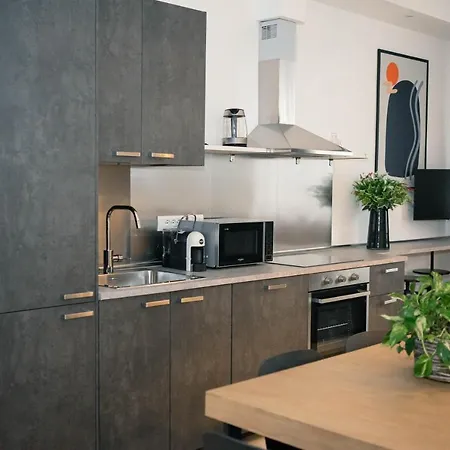 Black Marble - Design Bari