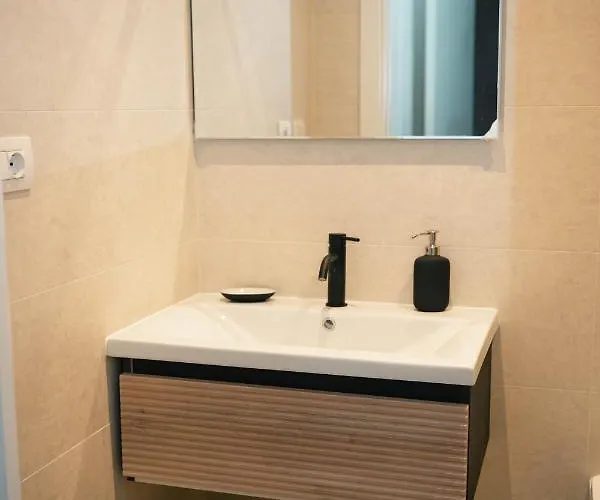 Black Marble - Design * Bari