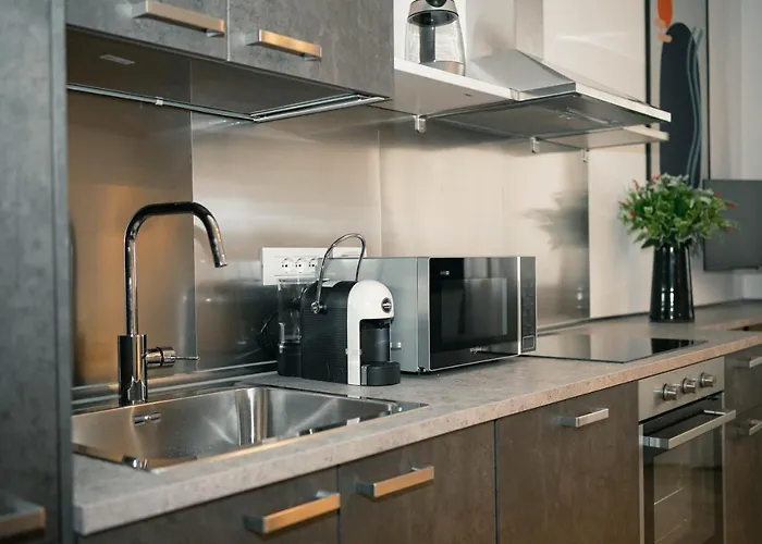 Black Marble - Design * Bari